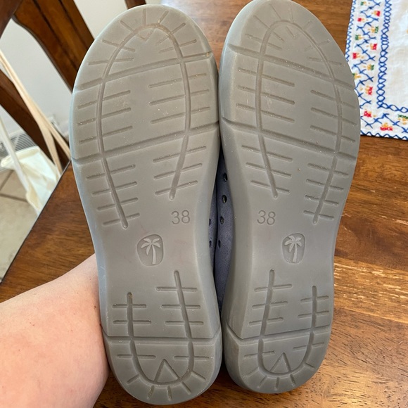 Light Blue Leather Shoes - Picture 8 of 9